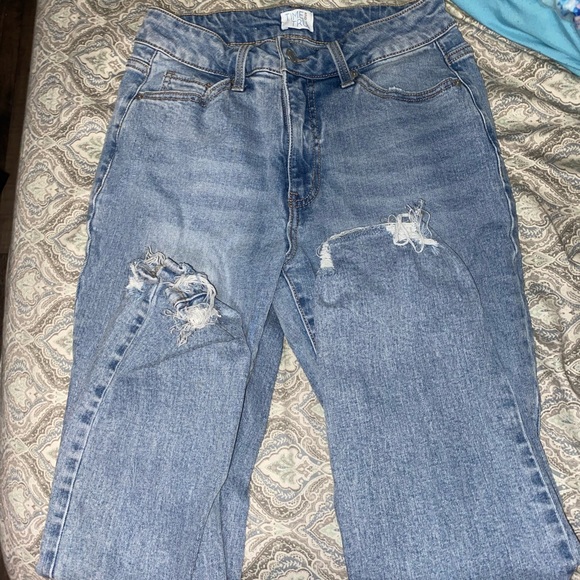 Jeans! - Picture 2 of 2